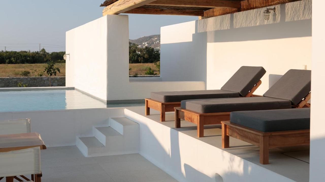 Alio Naxos Luxury Suites Agios Georgios  Habitación foto