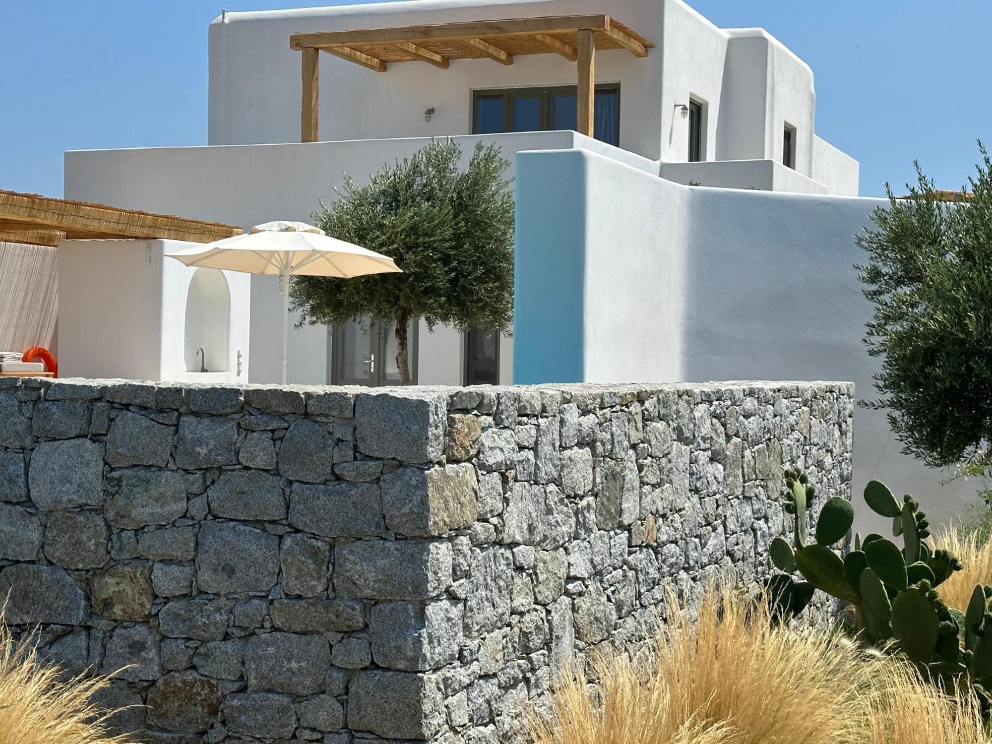 Alio Naxos Luxury Suites Agios Georgios  Exterior foto