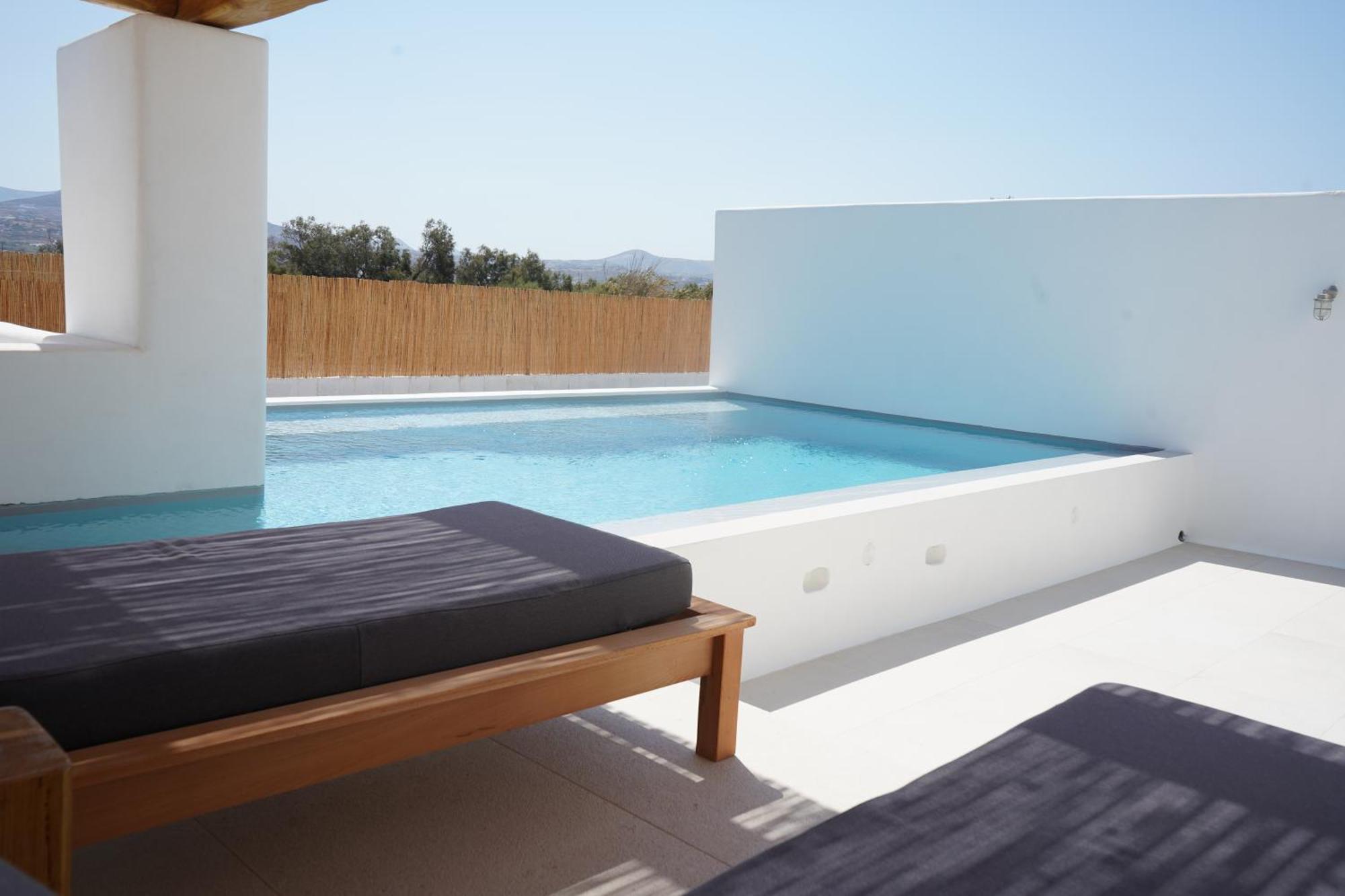 Alio Naxos Luxury Suites Agios Georgios  Habitación foto